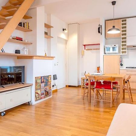Guest Planet - Grazioso Bilocale Bande Nere M1 Appartement Milaan Buitenkant foto