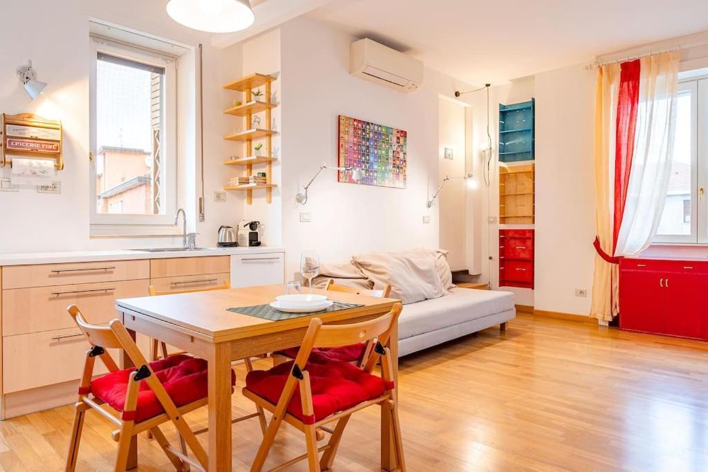 Guest Planet - Grazioso Bilocale Bande Nere M1 Appartement Milaan Buitenkant foto
