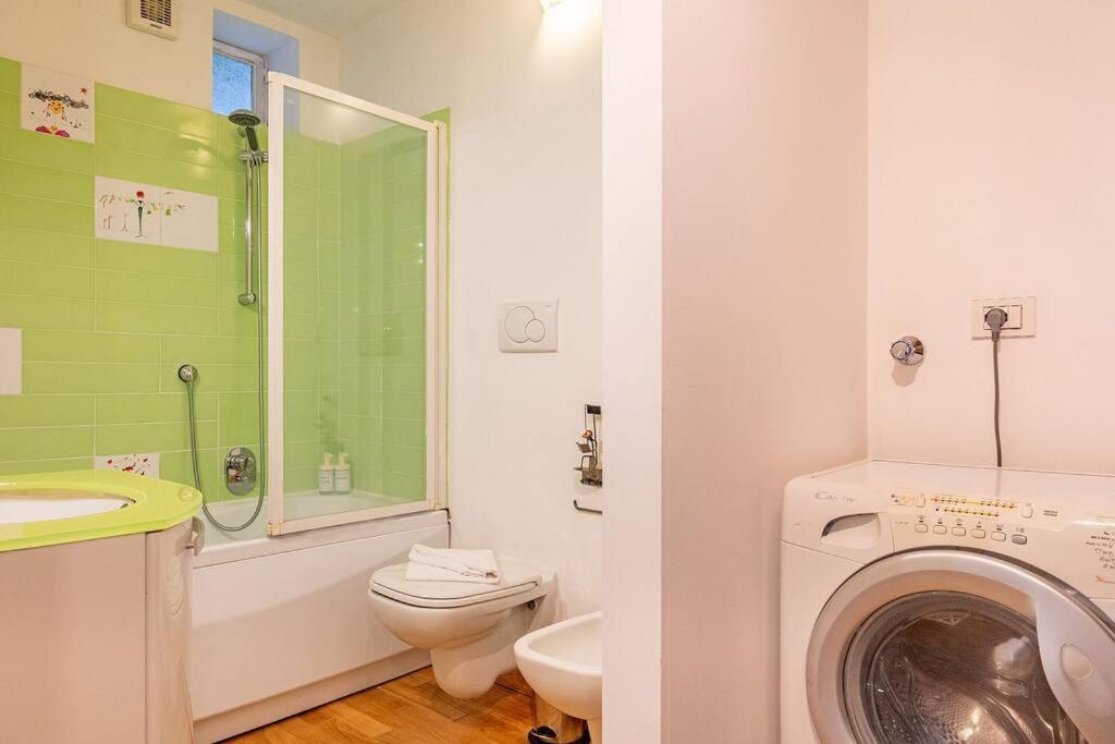 Guest Planet - Grazioso Bilocale Bande Nere M1 Appartement Milaan Buitenkant foto