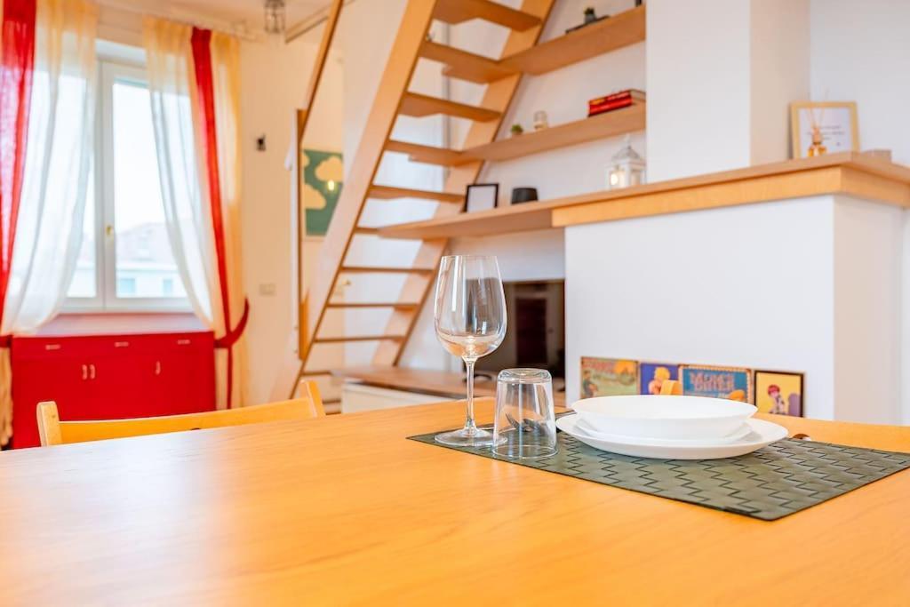 Guest Planet - Grazioso Bilocale Bande Nere M1 Appartement Milaan Buitenkant foto
